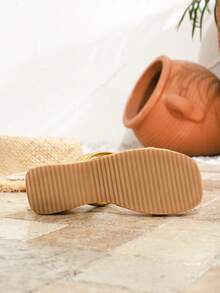 Dép xỏ ngón đế dày viền vàng thời trang nữ, dép cao gót dự tiệc thanh lịch tối giản phong cách nghỉ dưỡng, xuân/hè - Vàng - Xem 7