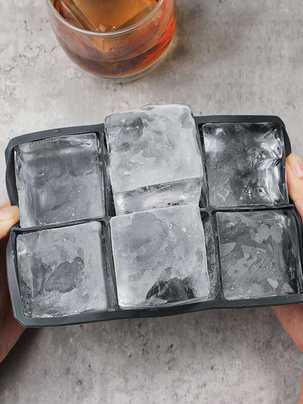 1pc Silicone Ice Cube Tray With Lid - 4,6,8 Grids, Large Size, Reusable & Detachable, Keeps Drinks Chilled, Ideal For Kitchen, Parties & Apartment Essentials, Freezer Accessories