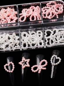 Caja de 44 piezas de decoración de arte de uñas con corazones de perlas blancas y rosas, estrellas de cinco puntas de perlas y lazos de perlas. Juego de accesorios de encanto tridimensional de lazo, estrella de cinco puntas y corazón para decoración de uñas de damas en fiestas, bailes y citas. Caja de regalo de accesorios de decoración de arte hecho a mano, adecuado para decoración de uñas y accesorios de maquillaje.