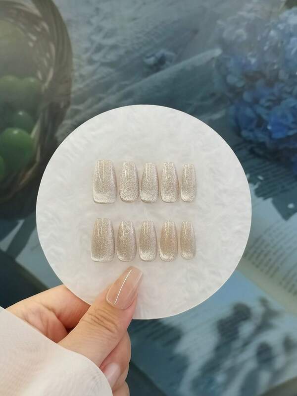 10pcs Nude Color Reflective And Flashing Cat Eye Hand-Pressed False Nails - Short Oval Shaped Fake Nails Suitable For Daily Wear, Parties Press On Nails Nail Supplies