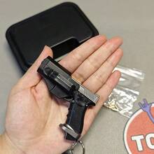 High Quality Micro G34 Keychain Sset, Very Cool Guns Shape Model Gift Collection Options For Men Adult - 灰色 - 查看 2