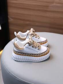 1 Pair Children's Casual Shoes, Feature White Uppers With Light Brown Laces, Heel Decor, And Woven Trim Detail, Simple Yet Playful Design, Soft And Fashionable, Perfect For Various Outfits, A Great Pick For Little Ones