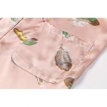 DandyChic Women's Long Floral Satin Robes Imitation Silk Sleepwear Bridal Dressing Gown For Bridesmaid Nightgownhalloween - 粉紅羽毛 - 查看 4
