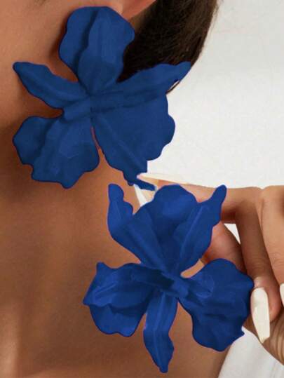 1 par de brincos assimétricos brilhantes com estampa floral 3D exagerada para mulheres, presente para festas e feriados