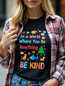 Camiseta  180g de Algodón con Cuello Redondo y Manga Corta Estilo Casual con Inspirador Mensaje en Inglés "Be Kind" Ideal para el Día a Día con Estampado de Animales Perfecta para Outfit Urbano Juvenil y Amante de la Moda Responsable - Negro - Ver 1