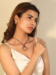 Vacuum Electroplating Personalized Necklace, Stainless Steel O-Ring Pendant Necklace, Suitable For Women's Commuting.