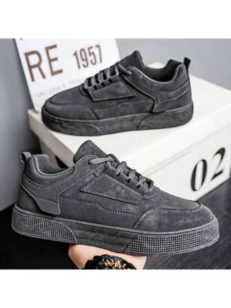 2025 New Men's Solid Color Grey Lace-Up Front Sports Skate Shoes, Minimalist Style Round Toe Thick Bottom Height Increasing Athletic Shoes Sizes 39-48(Size One Size Smaller)