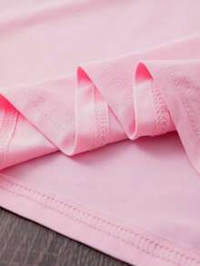 夏日梦幻蓝蝴蝶：珍珠装饰艺术T恤