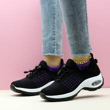 Damskie czarno-białe, wsuwane, sportowe, codzienne, amortyzujące trampki Air Cushion, odpowiednie do biegania, ćwiczeń, noszenia na co dzień, tańca, karmienia piersią i zwiększania wzrostu