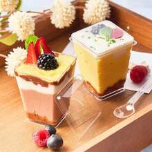 100 个装 5 盎司塑料甜点杯，带盖和勺子，透明冻糕杯布丁杯迷你派对餐杯，适用于开胃菜水果酸奶冰淇淋、圣诞节、万圣节