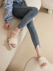 秋冬蕾丝面料时尚仿珍珠女士家居拖鞋，春秋新款，毛绒拖鞋 - 米色 - 查看 4