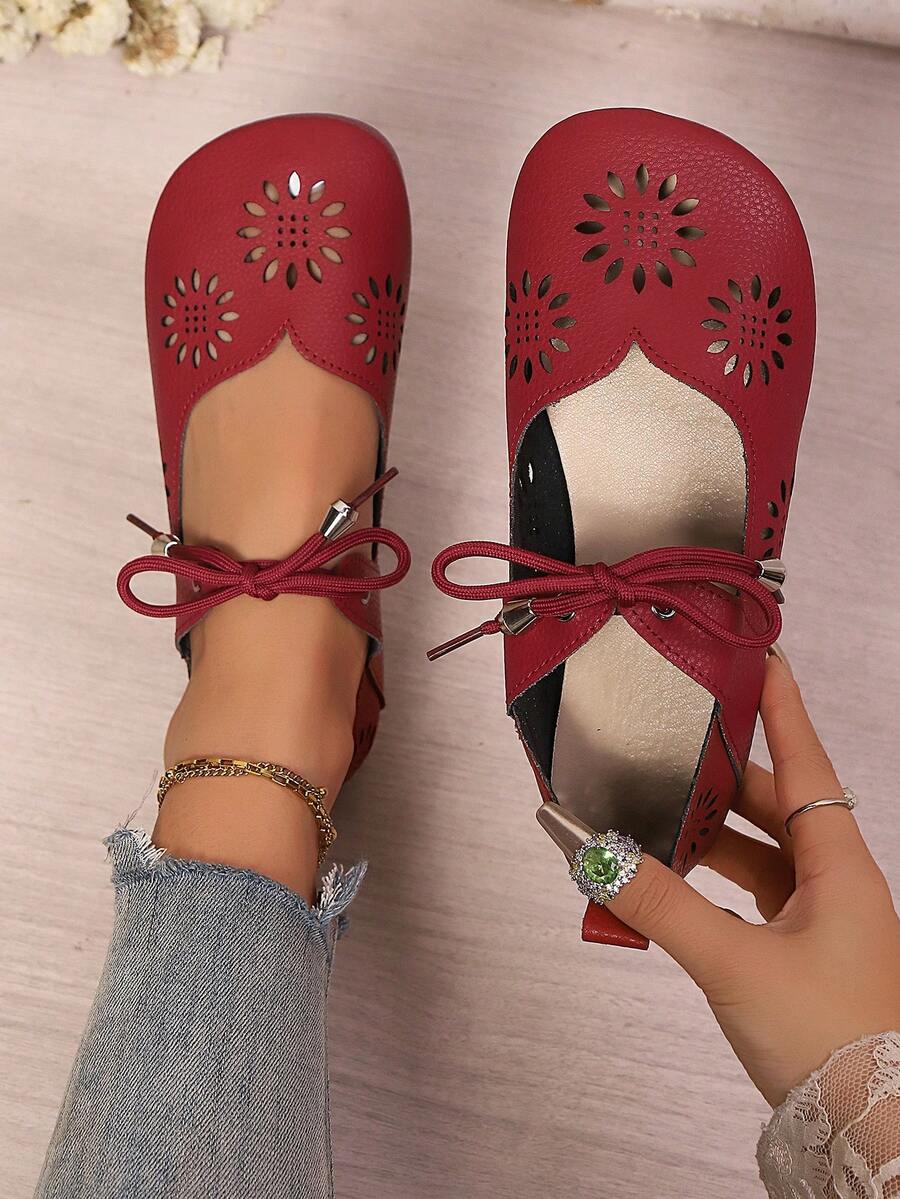 Women's Floral Hollow Lace-Up Flat Lightweight Soft Bottom Casual Walking Shoes, Breathable Slip-On Daily Wear