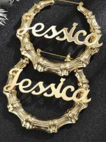 1 Par de Brincos de Bambu Dourado Personalizado | Brincos de Bambu com Nome | Brincos Personalizados com Nome | Brincos Argola de Bambu | Argola Personalizada | Presente para Dia das Mães, Ação de Graças, Natal, Dourado, Estiloso, Colorido, Vintage, Hipster, Simples, Moda Y2k, Anos 2000, Personalizado, Único, Presentes Ideais para Ele, Presentes Ideais para Ela, Ela, Namorado, Namorada, Pai, Mãe, Família, Amigos, Para Aniversários, Para Graduação, Para Festa, Joias Femininas