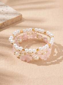 4 件时尚优雅彩色不对称水晶串珠珍珠手链套装。幸运石带来好运，适合日常佩戴或送礼