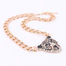 1 Piece Of Women's Queen Style Sweater Accessory Sweater Chain, European And American Style Leopard Head Long Knitted Necklace