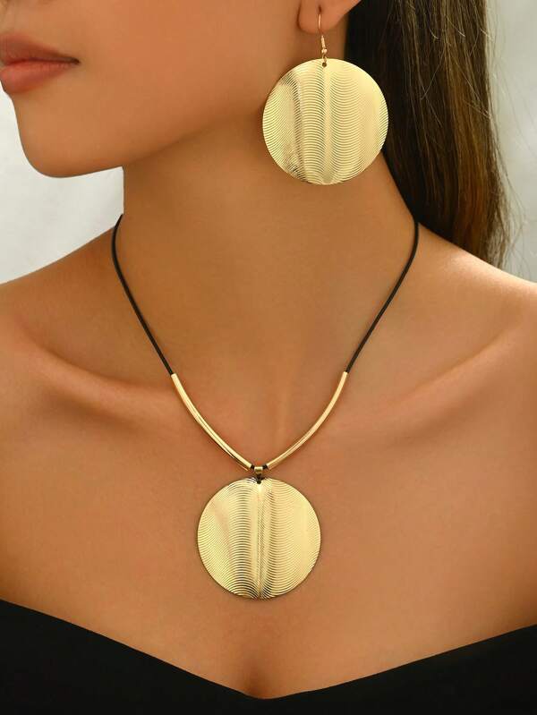 3pcs/Set Elegant Matte Geometric Circle Earrings And Necklace Jewelry Set, Suitable For Casual Wear, Festivals, Gifts, Geometric Metal European And American Style