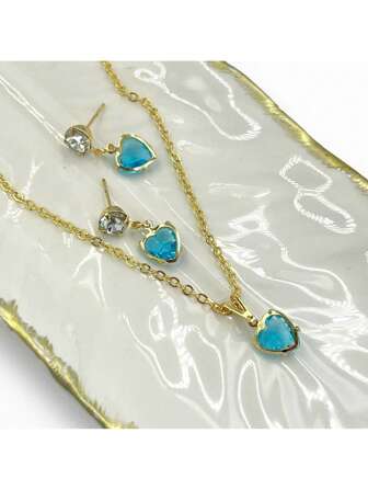 Conjunto colar+ brinco Folheado a ouro - Pino strass + Coração pequeno azul claro com bordinha
