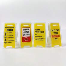 Acrylic Desk Sign "I Will Be Back In 10 Minutes, But If I Don't Come Back, Please Read This Sign Again" Humorous Office Decoration, Unisex Colleague Gifts, Multifunctional Room With Various Slogan Decorations.Desk Accessories,Desk Accessories Office,Office Decor,Office Decor And Accessories, Room Decor Home Decor Ornaments Home Miniature Things