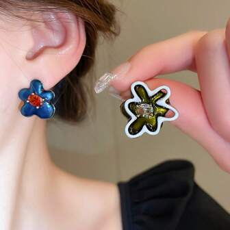 1 Pair Asymmetrical Cute Flower Stud Earrings