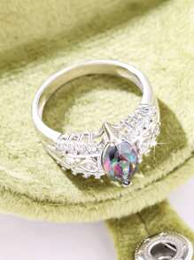 1 Peça Anel com Formato de Olho de Cavalo Cravejado de Zircônia Cúbica Elegante, Luxuoso e Brilhante, Acessório Fashionista Feminino para Casamento, Noivado, Dia dos Namorados, Festa e Uso Casual do Dia a Dia