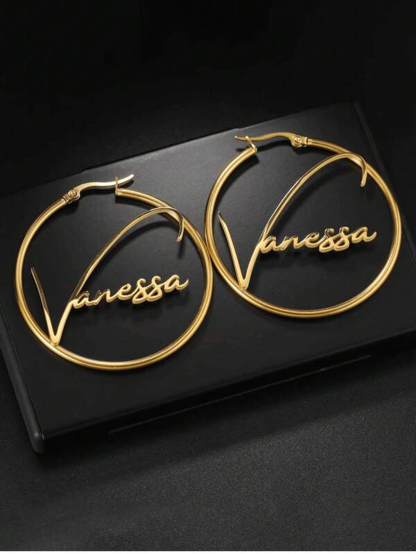 1 Pair Back To School Season Customized Name Hoop Earrings For Girls Stainless Steel Jewelry 30MM Heart Name Earring For Girls Personalized Big Circle Stainless Steel Stud Earrings Hoop Earring Best Friend Gifts Gold Stylish