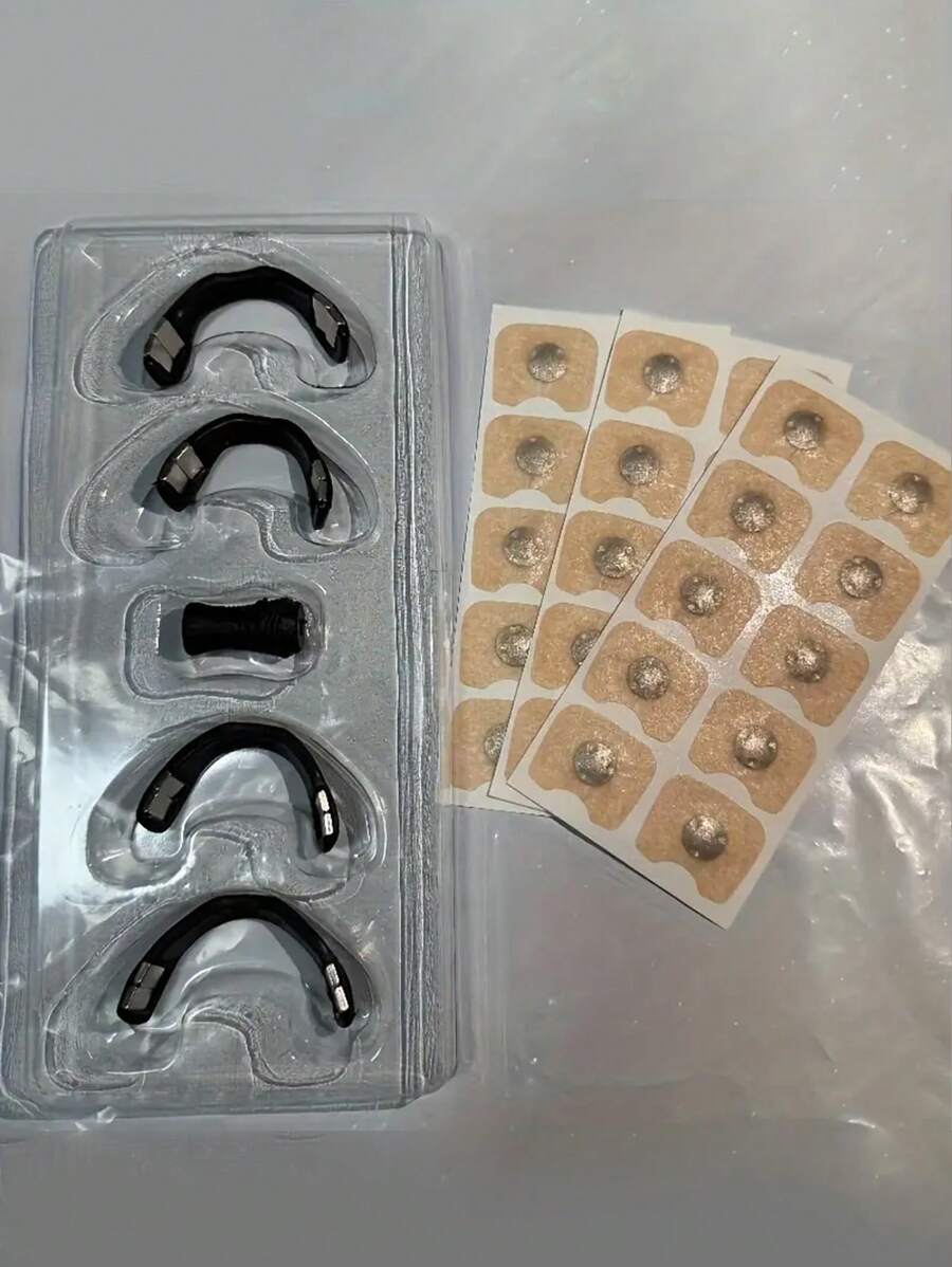 60/30 Magnetic Nasal Strips + 4 Nose Clips + 1 Magnetic Remover, Nose Dilator, 30/15 Pairs Of Anti-Snoring Nasal Strips, 4 Comfort Clips - Increase Oxygen Intake, Reduce Snoring, Improve Quality Of Sleep - Sweat-Proof, Skin Friendly Nasal Strips, Magnetic Nasal Strips, Nose Breath Dilator, Suitable For Both Men And Women