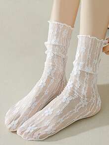 5 双蕾丝花网透明透气中筒袜，新款时尚女士网眼小腿袜，可爱甜美风格