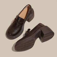 Women Wedges & Flatform - 棕色 - 查看 8