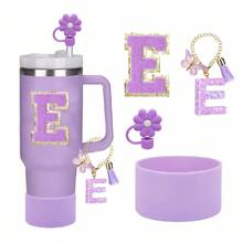 Set de 4 accesorios para tazas con la letra A - 1 tapa de pajita, 1 colgante con la letra A, 1 base protectora de silicona para tazas, 1 etiqueta con la letra A para tazas, regalo sorpresa festivo