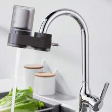 Wasserhahn-Wasserreiniger, Aktivkohle-Wasserhahn-Wasserreiniger entfernt Chlor, Wasserflecken, Schwermetalle und Gerüche, geeignet für Küchen und Badezimmer Zuhause, kann zur Reinigung zerlegt werden, inklusive mehrerer Adaptergrößen