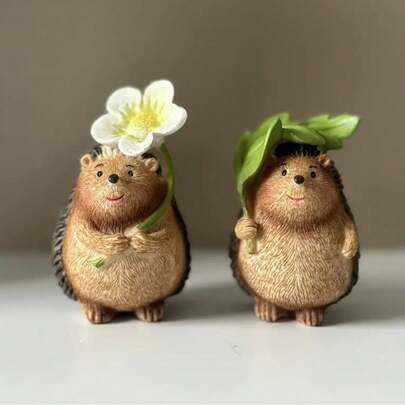 可爱的刺猬捧花摆件 - 精致树脂家居花园装饰品，适合户外、客厅、露台，或作为送给自然爱好者的礼物