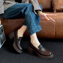 Women Wedges & Flatform - 棕色 - 查看 3