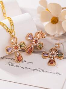 Ensemble de 3 pièces: Collier et boucles d'oreilles en cuivre avec croix en zircone et fausses perles, style de luxe élégant. Convient pour les banquets, les fêtes, le port quotidien. Cadeau de bijoux pour la famille, les amis, l'épouse, la petite amie