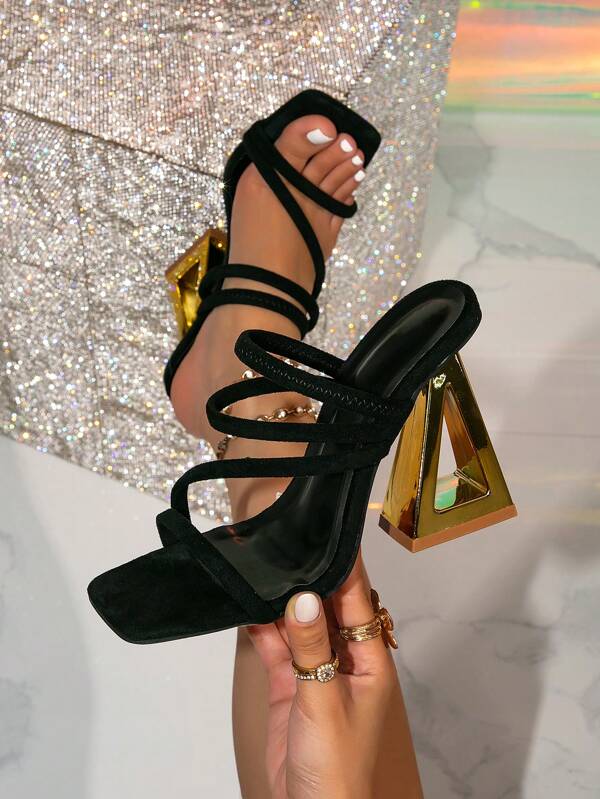 Scarpe da donna con tacco alto nero con decorazione dorata a piramide, sandali mulo eleganti, adatti per festa, doppio uso, con tacco alto e allindosso