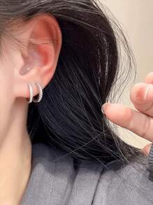 Conjunto de 6 brincos de argola pequenos de cristal para mulheres, cobre, zircônia levemente incrustada, cor ouro branco, novo ano 2000, joias legais para uso diário, presente para meninas
