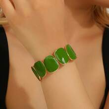 The Color Oil Painting Process Is Fashionable And High-End. It Is A Versatile Alloy Bracelet For Women. The Geometric Creative Bracelet Is Suitable For Both Men And Women For Daily Wear
