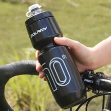 1 pièce, 750 ml/25,36 oz, valve avec embout anti-fuite, bouteille de sport portable à boire directement, en plastique PP5, style sportif minimaliste, trois couleurs au choix (noir/blanc/semi-transparent), corps de bouteille profilé et rainuré