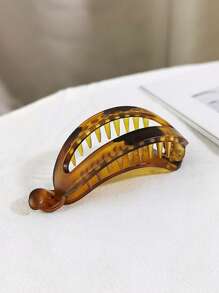 Matte Simple Banana Shape Hair Clips, French Acrylic Banana Hair Clips For Women - Non-Slip Strong Hold Flat Claw Clips For Thin Hair, Matte Finish Retro Minimalist Cute Hair Clips, Thin Hair Styling, Hair Tools, Beauty Accessories, Curly Hair Accessories, Women, Hair Stuff