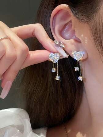 2 件浪漫心形水钻不对称耳钉，适合女士，适合度假或约会，时尚新娘耳环情人节情人节