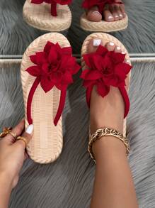 Ladies' Fashion Floral Peony Design Woven Sandals, Red, Flat Bottom Casual Beach Slippers With Straw Sole