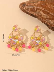 1 par de pendientes con estilo navideño de mujer con cristales, hechos a mano con flores, cuentas y borlas de colores, pendientes bohemios colgantes y aro para chicas