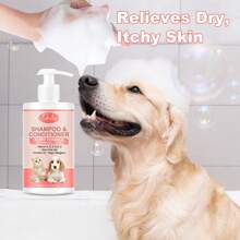 2 pièces de set contenant de la vitamine A et de l'aloès, un shampooing naturel pour animaux de compagnie 5-en-1 | Le produit de toilettage idéal pour les chiens malodorants - 300 ml / 10,144 fl.Oz*2