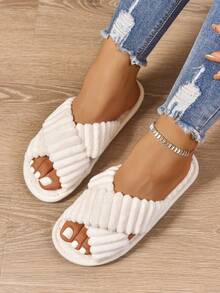 Women's Criss-Cross Open-Toe Slippers And Women's Fashionable Criss-Cross Plush Fluffy White Slippers Are Lightweight And Non-Slip, Suitable As Comfortable House Shoes For Indoor Home And Bedroom Floors, And Applicable In All Seasons. - White - View 6