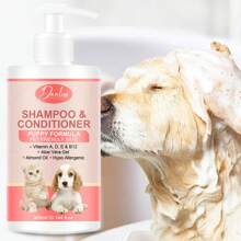 2 pièces de set contenant de la vitamine A et de l'aloès, un shampooing naturel pour animaux de compagnie 5-en-1 | Le produit de toilettage idéal pour les chiens malodorants - 300 ml / 10,144 fl.Oz*2