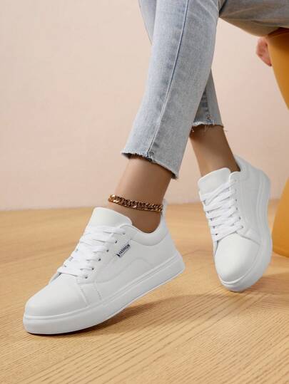 Sneaker casual da donna con lacci, design a cuori, scarpe piatte, scarpe sportive da passeggio all aperto, comode e versatili per l'uso quotidiano e in campus