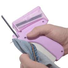 FigLive Stitch Gun For Clothes - Handheld Stitch Tag Gun Quick Clothing Fixer - Tagging Gun - Sewing Kit Includes 1 Needle, 500 Black Fasteners & 1000 White Fasteners (Purple) - 紫羅蘭色 - 查看 1