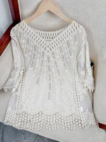 Blusa con cuello en V hueco, de manga media, de encaje francés tejido a ganchillo, top de manga 3/4 de alta gama para mujeres, de verano