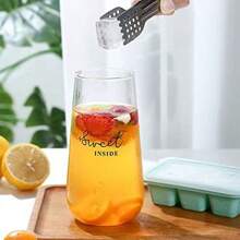 Eiswürfelformen in verschiedenen Farben: quadratische 6-Kavitäten Eiswürfelbereiter geeignet für Cocktails und Whisky, mit einfachem Entformen.