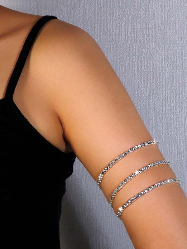 A Silver Three Row Full Diamond Arm Chain, Suitable For Gatherings And Daily Wear