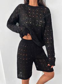 Set de 2 piezas de top de manga larga y pantalones cortos casuales de unicolor y calados
